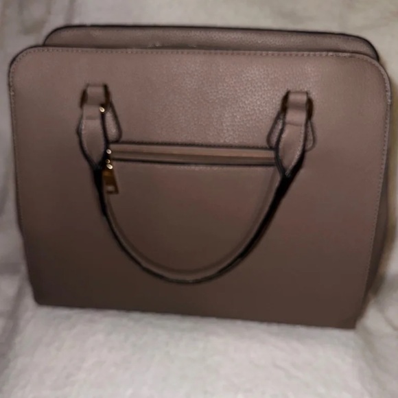 Purse - Picture 2 of 7